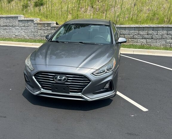 
								Used 2019 HYUNDAI SONATA ECO Sedan, GREY 1.6L Gas FWD full									