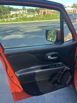 
										Used 2018 JEEP RENEGADE LATITUDE SUV, ORANGE 2.4L Flex FWD full									