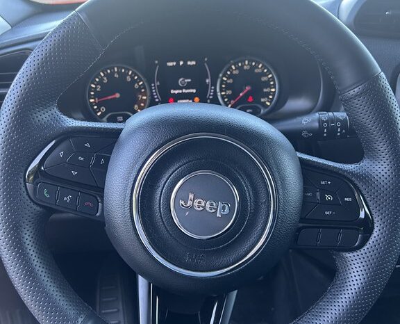
								Used 2018 JEEP RENEGADE LATITUDE SUV, ORANGE 2.4L Flex FWD full									