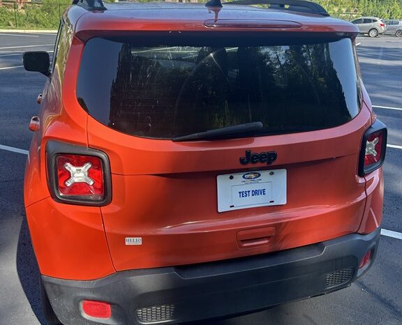 
								Used 2018 JEEP RENEGADE LATITUDE SUV, ORANGE 2.4L Flex FWD full									