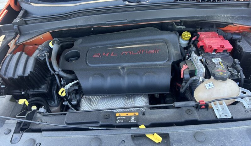 
								Used 2018 JEEP RENEGADE LATITUDE SUV, ORANGE 2.4L Flex FWD full									