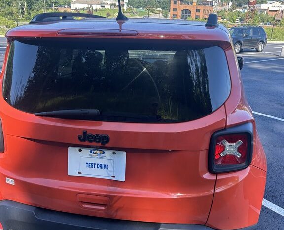 
								Used 2018 JEEP RENEGADE LATITUDE SUV, ORANGE 2.4L Flex FWD full									