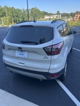 
										Used 2018 FORD ESCAPE SE SUV, WHITE 1.5L Gas AWD full									