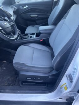 
										Used 2018 FORD ESCAPE SE SUV, WHITE 1.5L Gas AWD full									