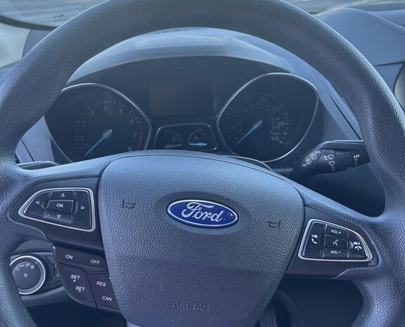 
								Used 2018 FORD ESCAPE SE SUV, WHITE 1.5L Gas AWD full									