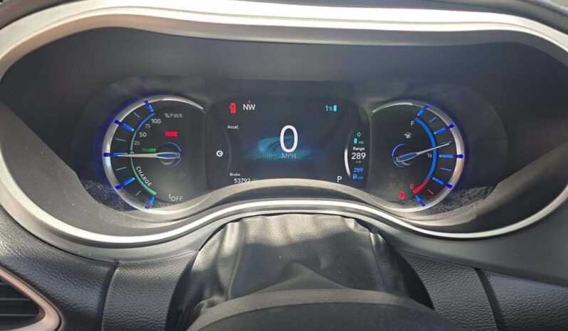 
								Used 2017 CHRYSLER PACIFICA HYBRID TOURING PLUS Mini-Van, SILVER 3.6L Other FWD full									