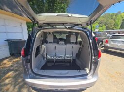 
										Used 2017 CHRYSLER PACIFICA HYBRID TOURING PLUS Mini-Van, SILVER 3.6L Other FWD full									
