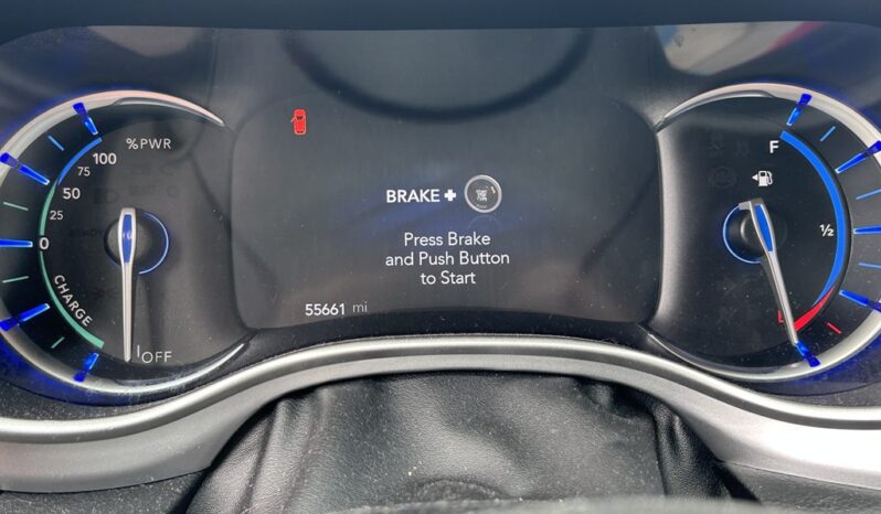 
								Used 2017 CHRYSLER PACIFICA HYBRID TOURING PLUS Mini-Van, SILVER 3.6L Other FWD full									