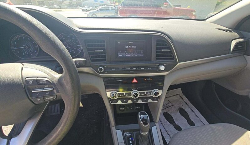 
								Used 2020 HYUNDAI ELANTRA SE Sedan, BLUE 2.0L Gas FWD full									