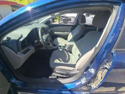 
										Used 2020 HYUNDAI ELANTRA SE Sedan, BLUE 2.0L Gas FWD full									