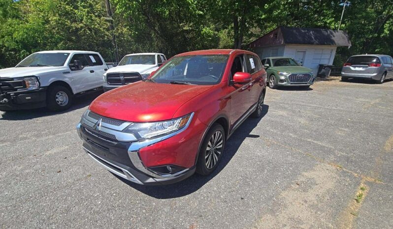 
								Used 2020 MITSUBISHI OUTLANDER SE SUV, RED 2.4L Gas FWD full									