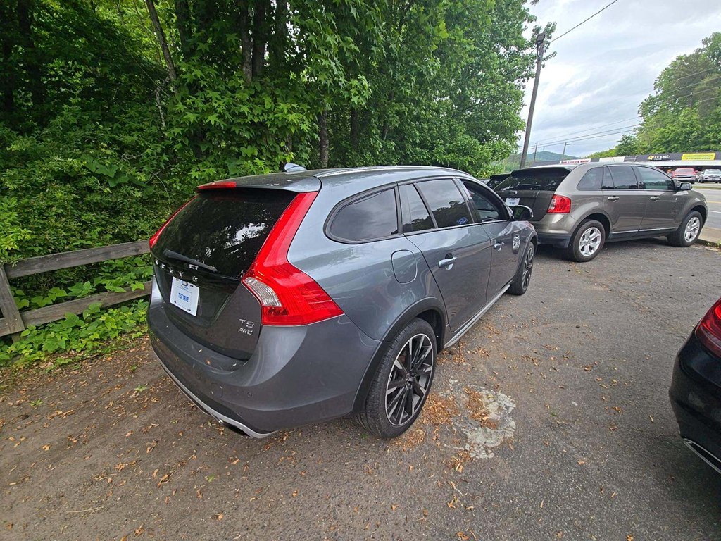 Used 2016 VOLVO V60 CROSS COUNT T5 Wagon, GREY 2.5L Gas AWD