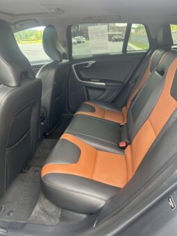 
										Used 2016 VOLVO V60 CROSS COUNT T5 Wagon, GREY 2.5L Gas AWD full									