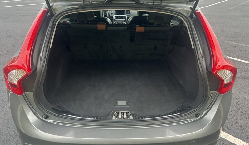 
								Used 2016 VOLVO V60 CROSS COUNT T5 Wagon, GREY 2.5L Gas AWD full									