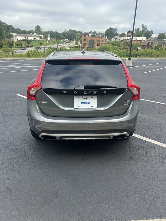 Used 2016 VOLVO V60 CROSS COUNT T5 Wagon, GREY 2.5L Gas AWD
