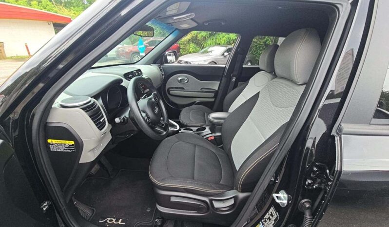 
								Used 2014 KIA SOUL + Wagon, BLACK 2.0L Gas FWD full									