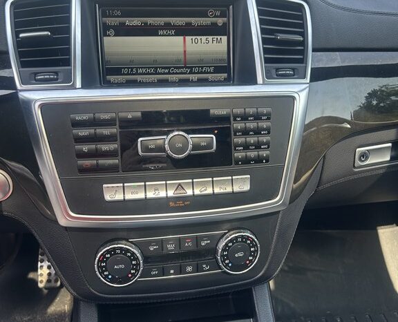 
								Used 2015 MERCEDES-BENZ M-CLASS ML 400 SUV, GREY 3.0L Gas AWD full									