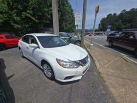 Used 2017 NISSAN ALTIMA 2.5 Sedan, WHITE 2.5L Gas FWD