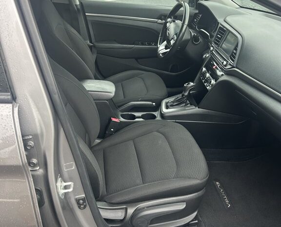 
								Used 2020 HYUNDAI ELANTRA SEL Sedan, GRAY 2.0L Gas FWD full									