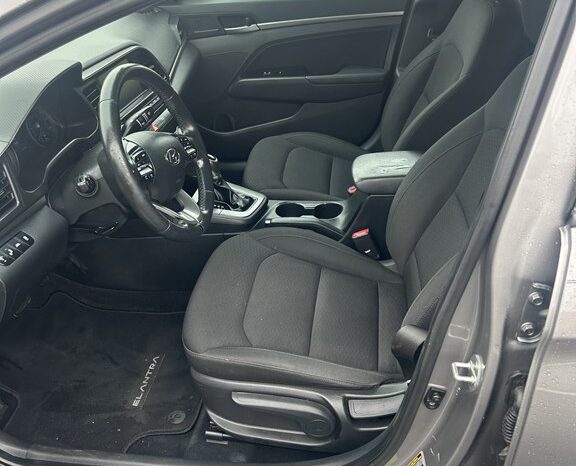 
								Used 2020 HYUNDAI ELANTRA SEL Sedan, GRAY 2.0L Gas FWD full									