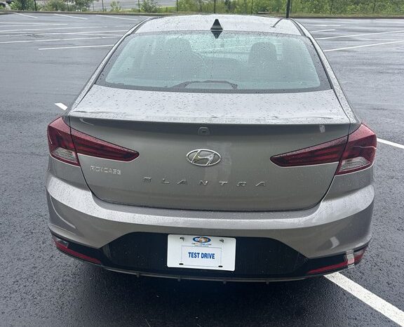 
								Used 2020 HYUNDAI ELANTRA SEL Sedan, GRAY 2.0L Gas FWD full									