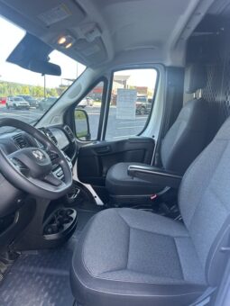 
										Used 2025 RAM PROMASTER TRADESMAN 2500 Full-Size, WHITE 3.6L Gas FWD full									