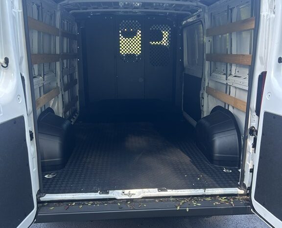 
								Used 2025 RAM PROMASTER TRADESMAN 2500 Full-Size, WHITE 3.6L Gas FWD full									