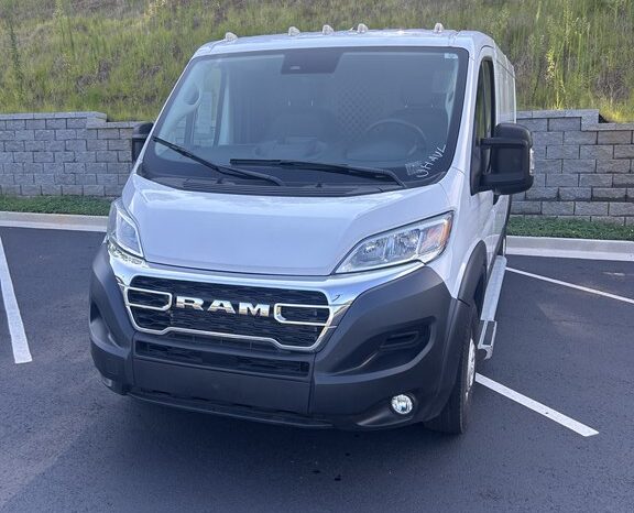 
								Used 2025 RAM PROMASTER TRADESMAN 2500 Full-Size, WHITE 3.6L Gas FWD full									