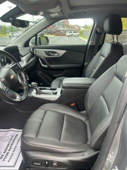 
										Used 2023 CHEVROLET BLAZER LT SUV, GREY 3.6L Gas FWD full									