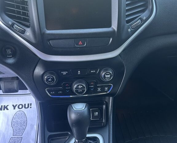 
								Used 2016 JEEP CHEROKEE LIMITED SUV, GREY 2.4L Gas FWD full									
