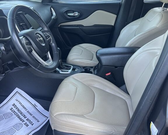 
								Used 2016 JEEP CHEROKEE LIMITED SUV, GREY 2.4L Gas FWD full									