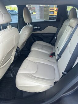 
										Used 2016 JEEP CHEROKEE LIMITED SUV, GREY 2.4L Gas FWD full									