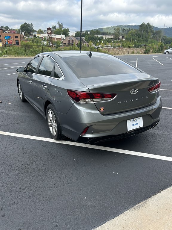 Used 2019 HYUNDAI SONATA SEL Sedan, SILVER 2.4L Gas FWD