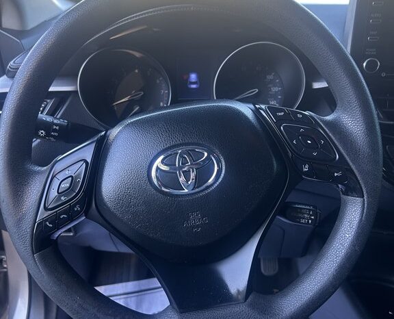 
								Used 2020 TOYOTA C-HR LE Wagon, SILVER 2.0L Gas FWD full									