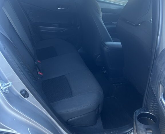 
								Used 2020 TOYOTA C-HR LE Wagon, SILVER 2.0L Gas FWD full									