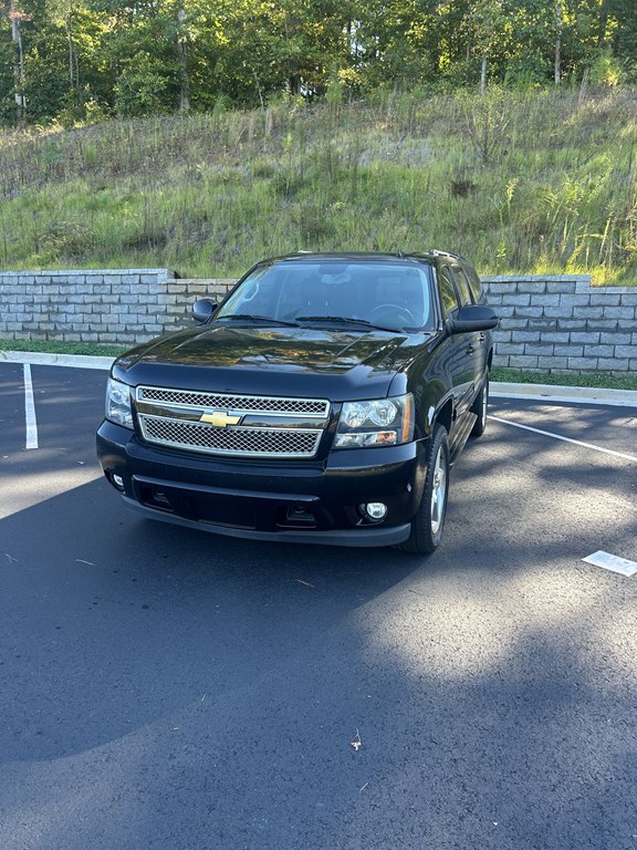 Used 2013 CHEVROLET SUBURBAN LT SUV, BLACK 5.3L Flex RWD