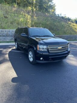 Used 2013 CHEVROLET SUBURBAN LT SUV, BLACK 5.3L Flex RWD