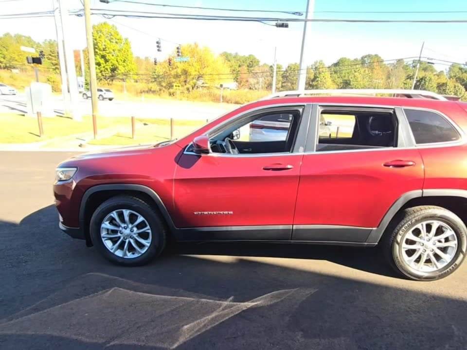 Used 2019 JEEP CHEROKEE LATITUDE SUV, MAROON 2.4L FWD Gas