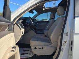 
										VOLKSWAGEN ATLAS V6 SE full									