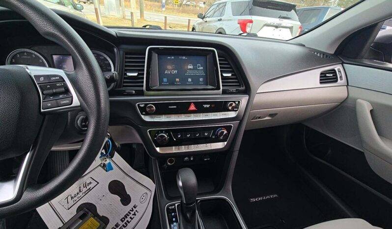 
								Used 2019 HYUNDAI SONATA ECO Sedan, GREY 1.6L FWD Gas full									