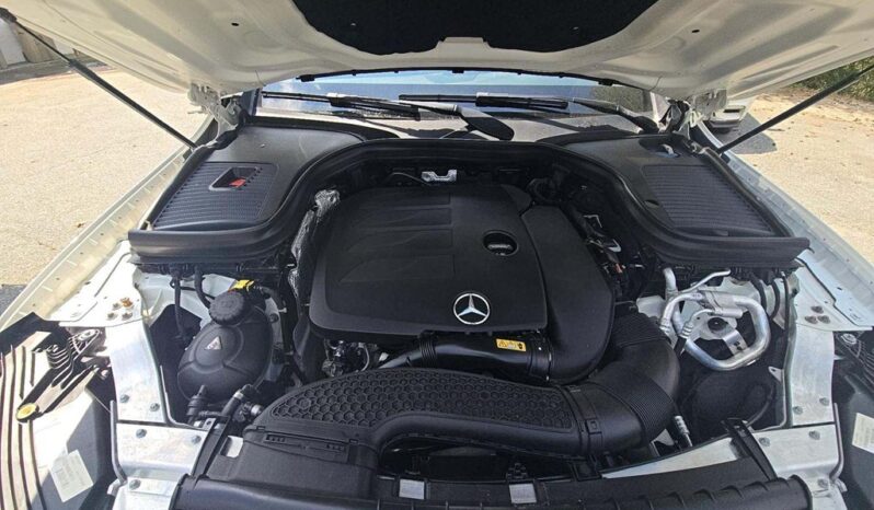 
								Used 2020 MERCEDES-BENZ GLC GLC 300 SUV, WHITE 2.0L Gas RWD full									