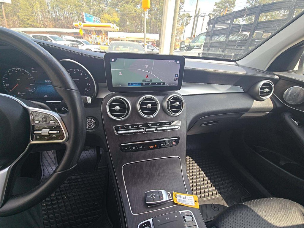 Used 2020 MERCEDES-BENZ GLC GLC 300 SUV, WHITE 2.0L Gas RWD