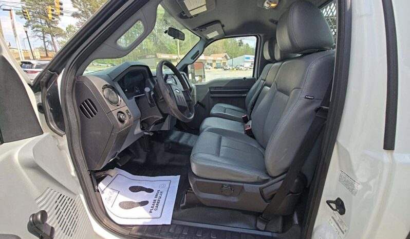 
								Used 2014 FORD F-350 SUPER DUT XL Chassis, WHITE 6.2L Flex RWD full									