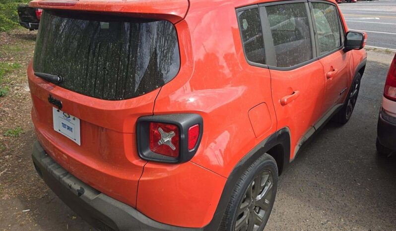 
								Used 2018 JEEP RENEGADE LATITUDE SUV, ORANGE 2.4L Flex FWD full									