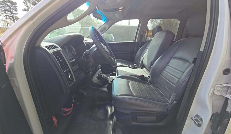 
								Used 2018 RAM 1500 TRADESMAN Truck, WHITE 3.6L Flex RWD full									