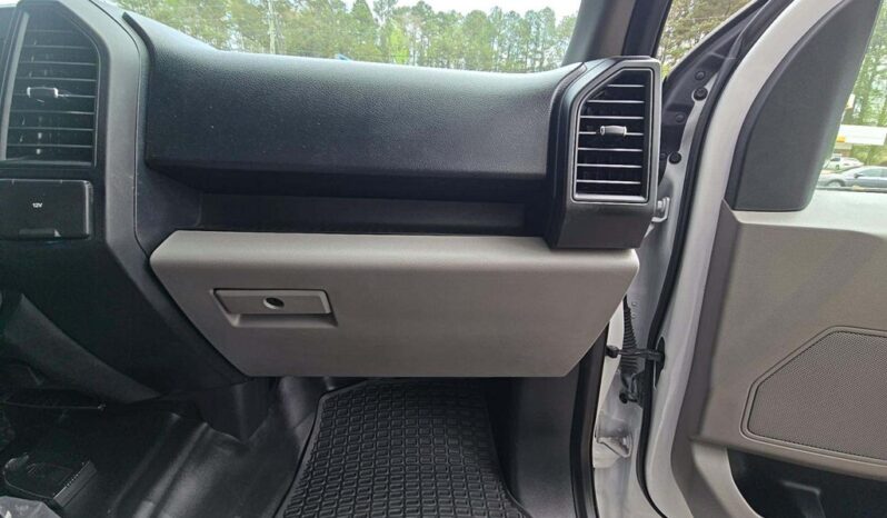 
								Used 2020 FORD F-150 XL Truck, WHITE 5.0L Flex 4WD full									